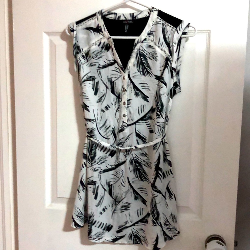 Stork & babe maternity shirt